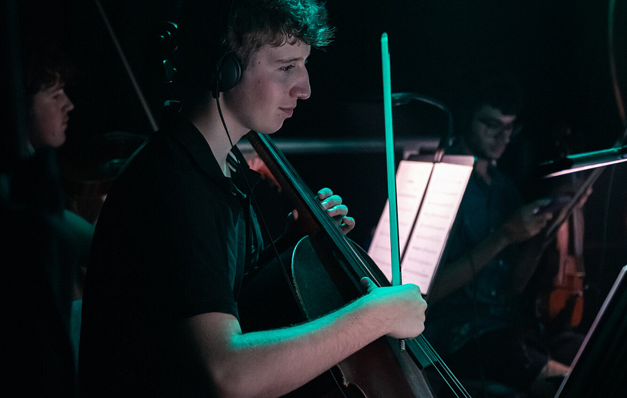 NYMT pit band cellist